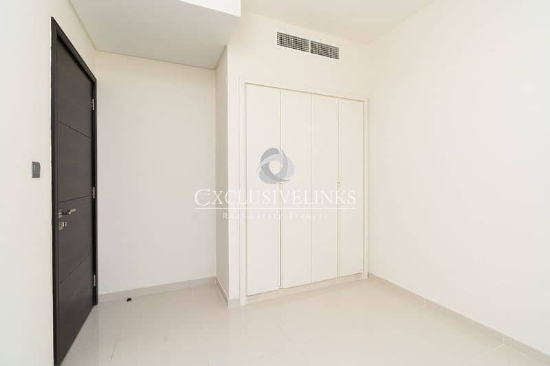 2 Single row/corner villa/sanctnary villa 3 bedroom