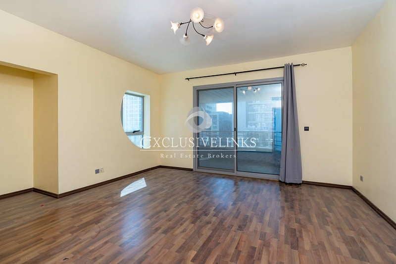 12 Spacious 1 bed apartment on low floor