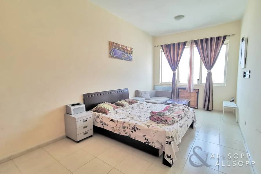 13 Two Bedroom | VOT | One Parking
