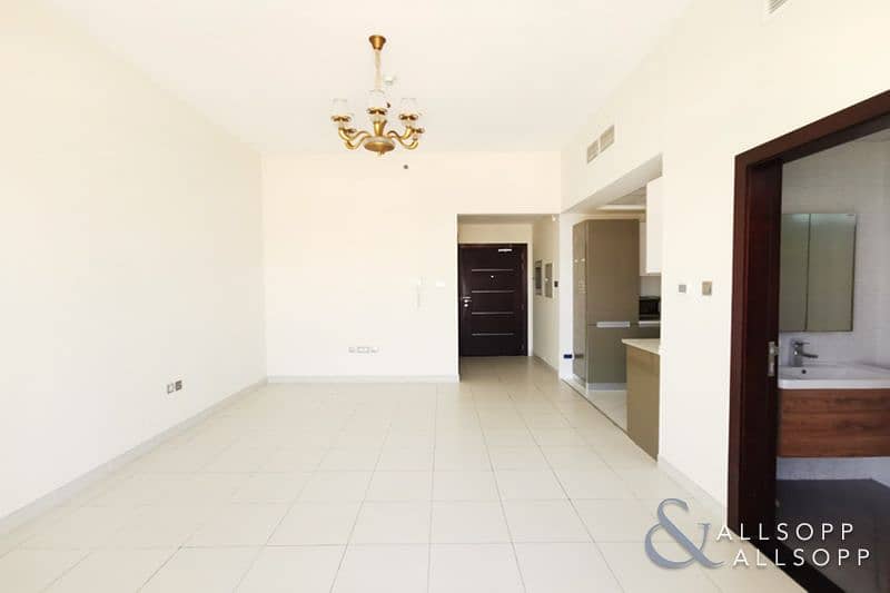 11 Studio | Investment | Modern | Upgraded Flooring