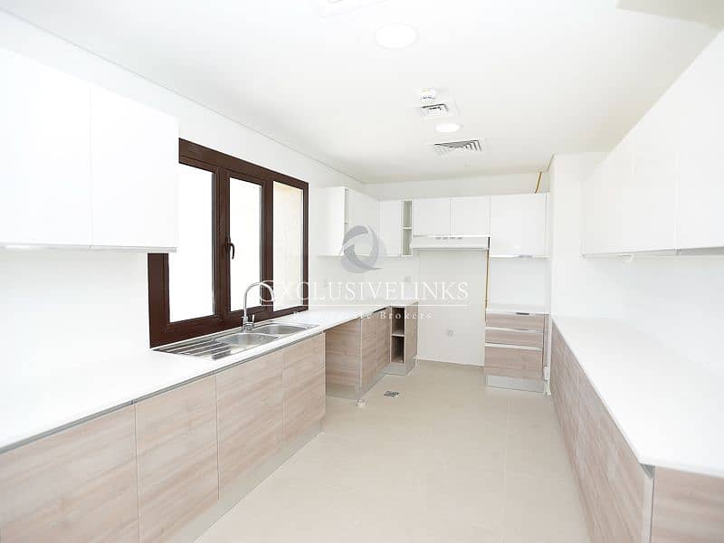 3 2 Bedroom Apartment for sale in Al Andalus