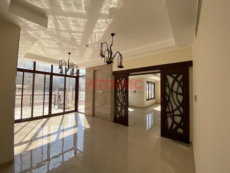 Corner | 5Bed+Maid | Majlis | Elevator | Garden