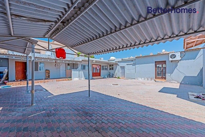 8 ONLY GCC | Umm Suqeim 3 | Old House | Great location