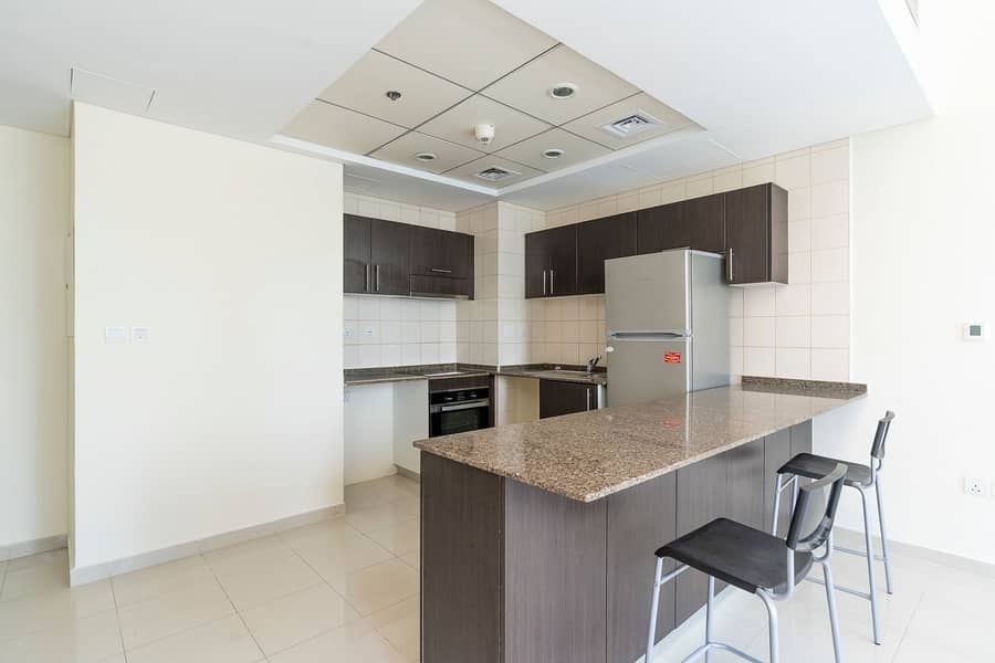 27 Moderrn one bedroom for rent Dubai marina