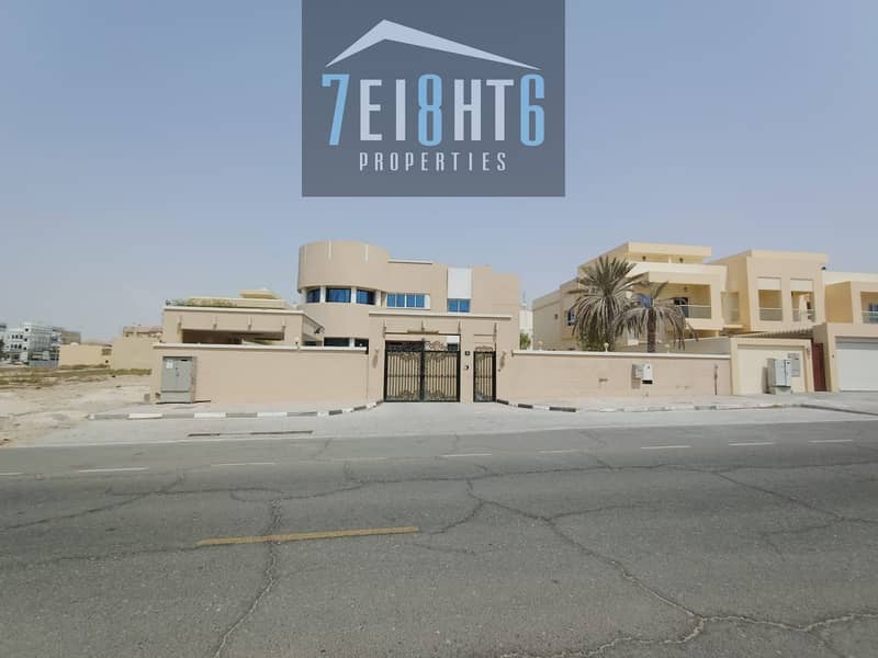 Excellent property: 6 b/r good quality independent villa available for rent in Mirdif