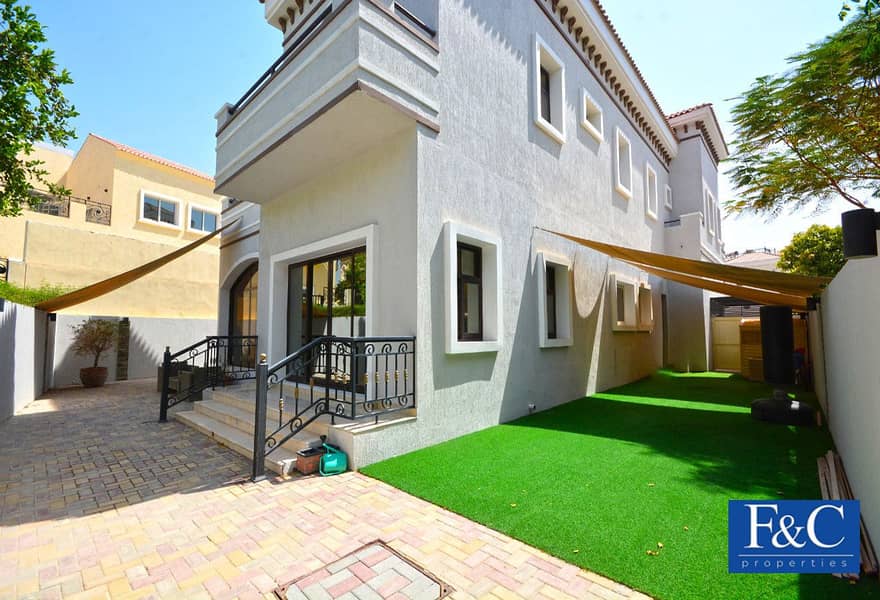 26 Fully Upgraded | Private Pool | Landscaped