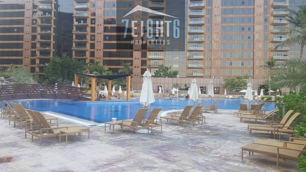 Stunning city view apartment: 1 b/r  + shared s/pool + Gym for rent in Palm Jumeirah