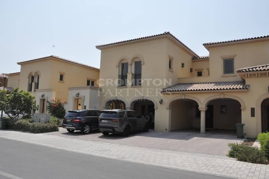 Beautiful Quadplex Villa|Garden|Tenanted