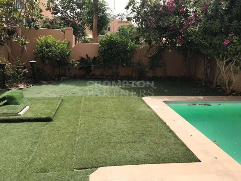3 Private Pool | Landscaped Garden | Single Row