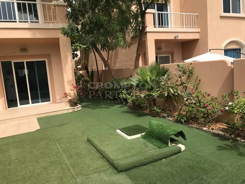 4 Private Pool | Landscaped Garden | Single Row