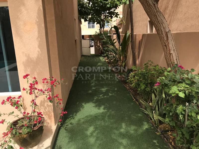 5 Private Pool | Landscaped Garden | Single Row