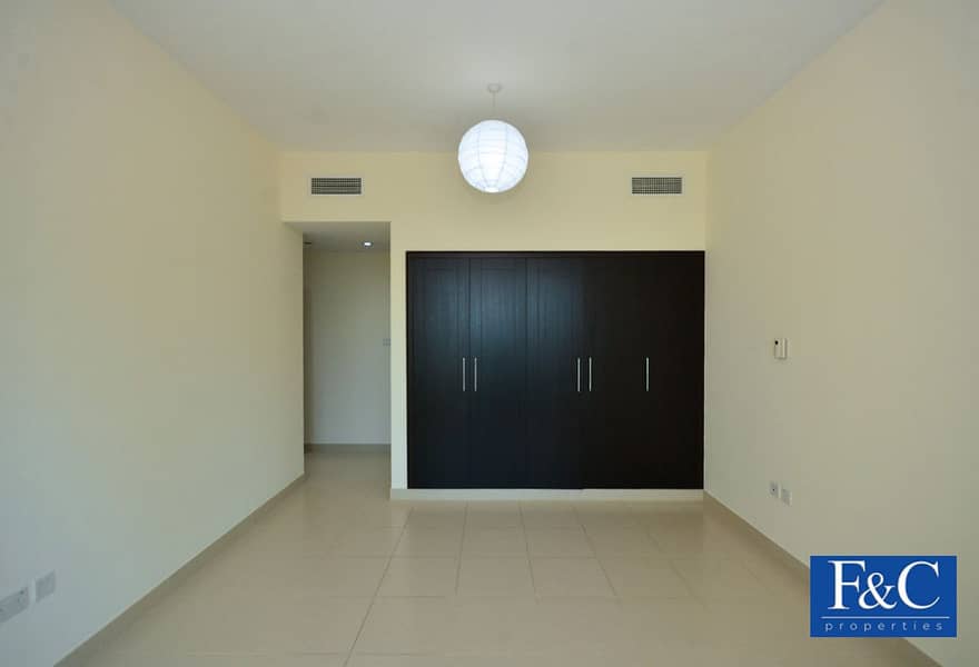 3 Upgraded 2 beds | 4 Balconies | Wooden Floor