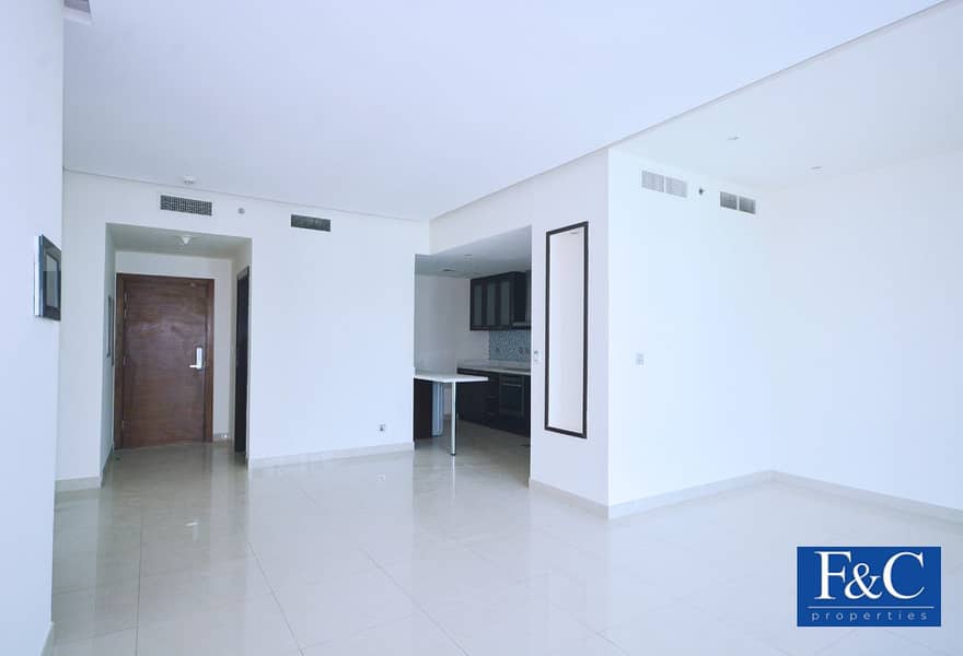 2 Bright & Spacious 1BR Unfurnished Apartment