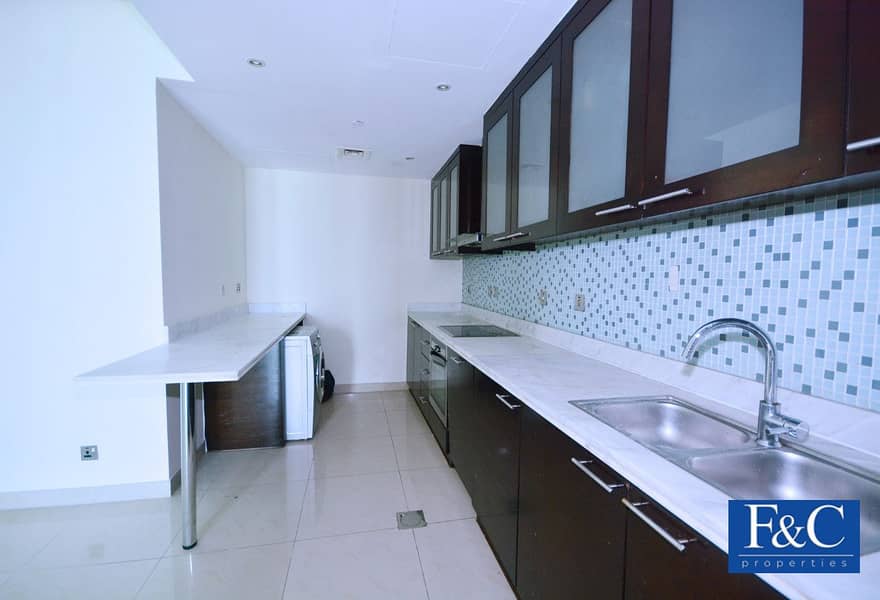 6 Bright & Spacious 1BR Unfurnished Apartment