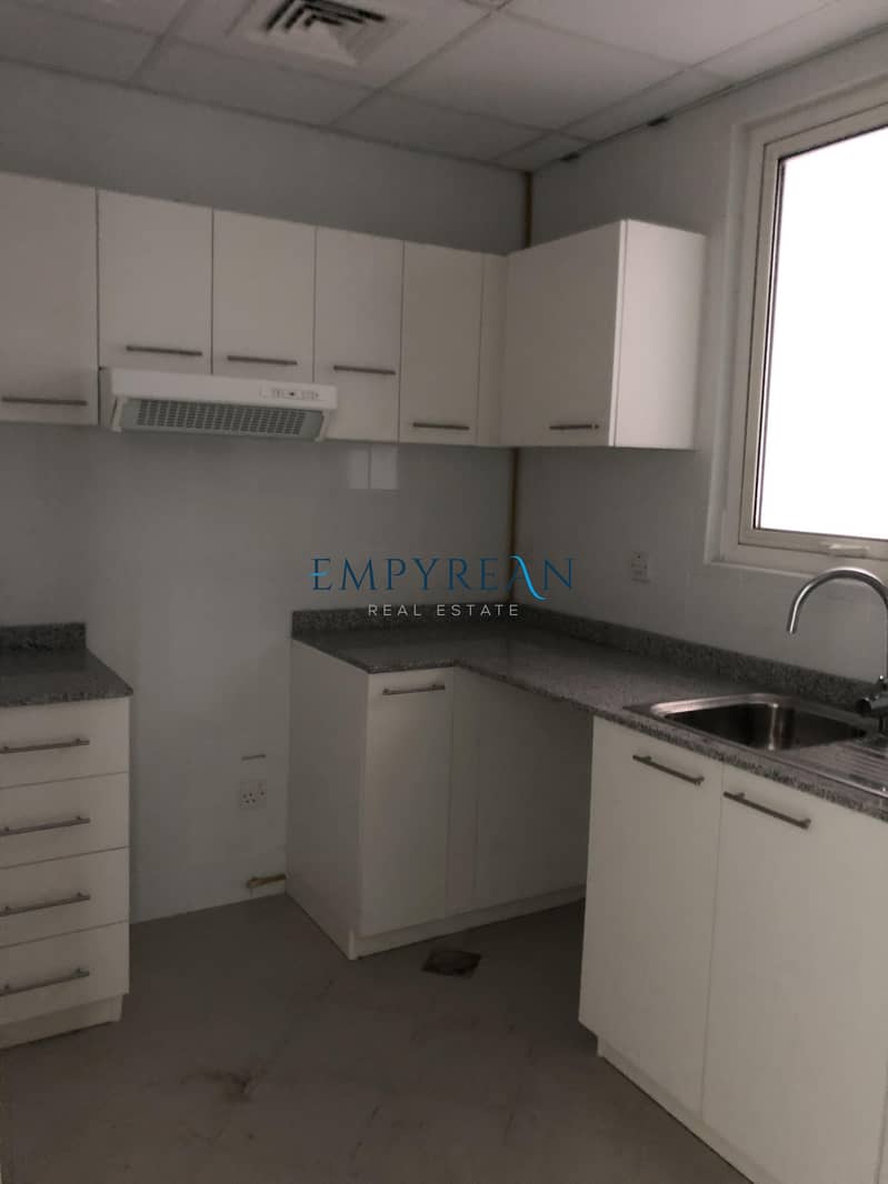 1 Month Free | Laundry Room | Open View