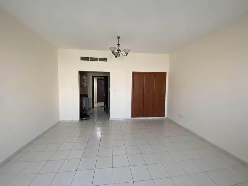 US | Open View  Studio with build in wardrobes for Rent @19,999