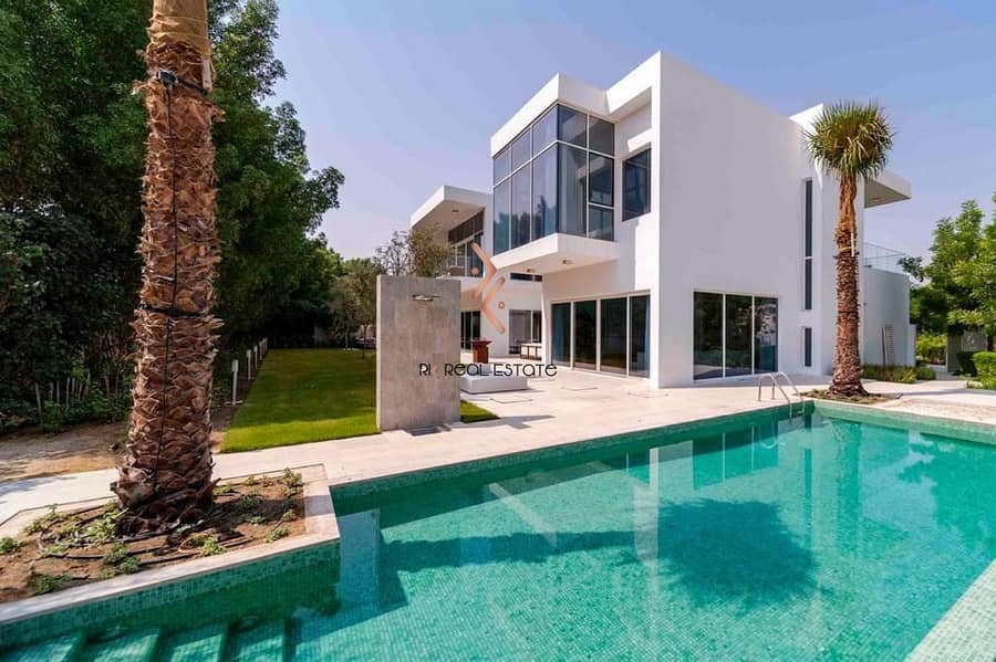 Stunning Luxurious Villa in Al Barari