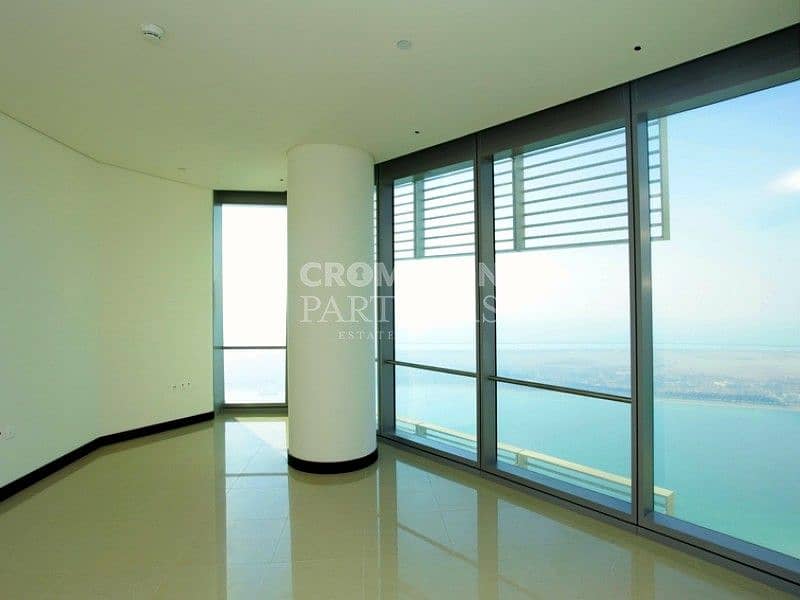 4 Sea View Luxury Apartment |High Standard |Maid's