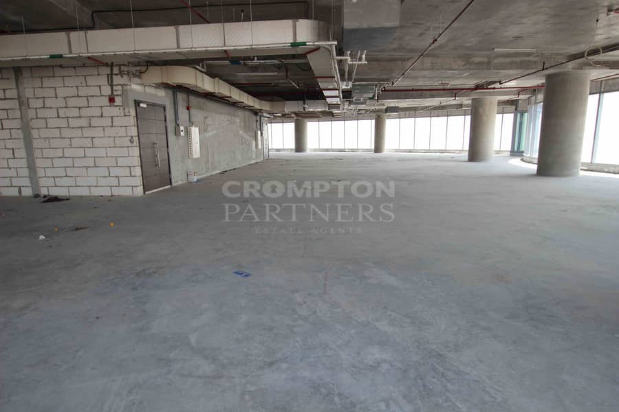 22 Full floor office in Addax/  Shall&core