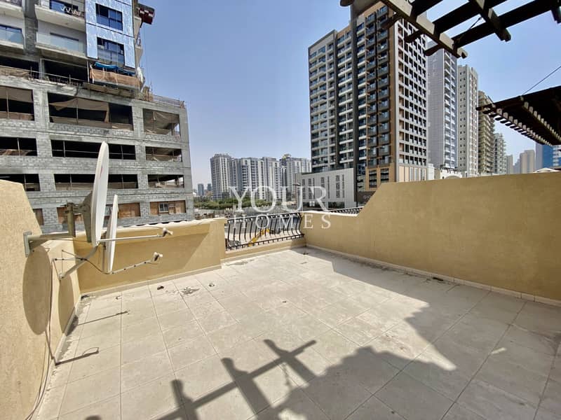 17 BS| Spacious T-H | Community View | 3bhk + Maid