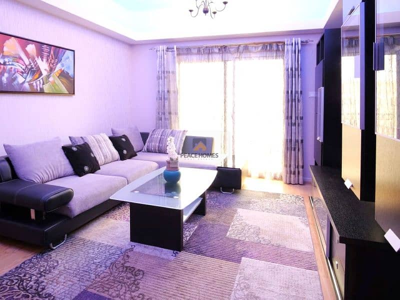 AMAZINGLY FURNISHED 1 BHK || OPPOSITE TO CIRCLE MALL || CALL NOW TO BOOK!