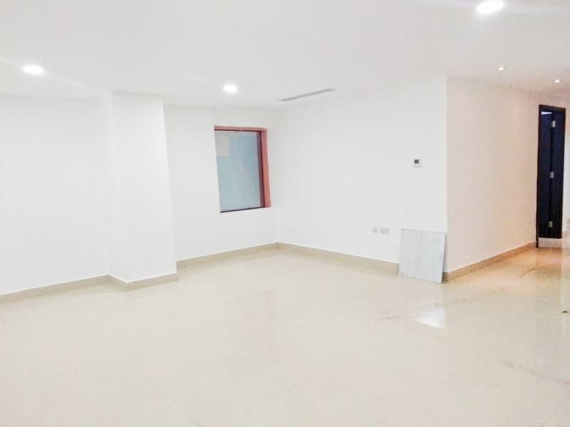 شقة في شارع الوحدة (شارع دلما)،الوحدة 2 غرف 48000 درهم - 5462332