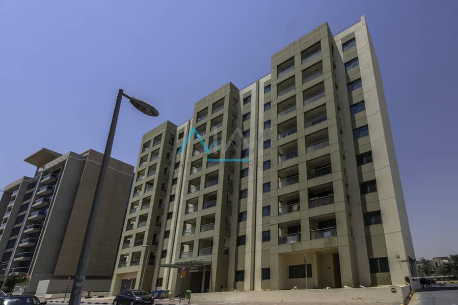 Spacious 3BHK With Maid Room In Silicon Oasis
