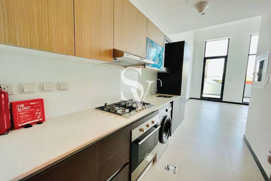 5 Brand New Studio with Terrace | Fitted Kitchen
