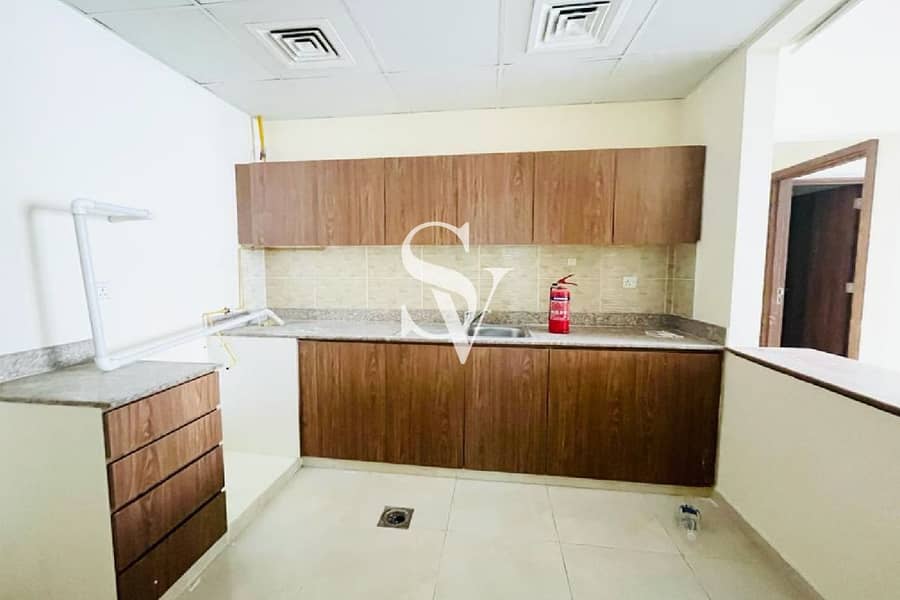 4 2 Bed with Laundry | Near to JSS