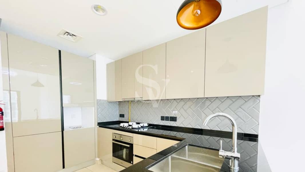 3 Brand new 1BR | Multipurpose room | Fitted Kitchen