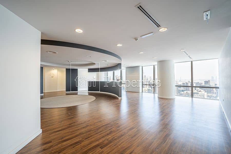 8 Office unit for rent w/ Burj Khalifa view