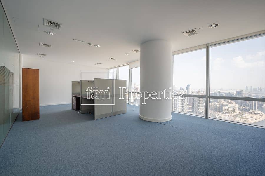 15 Office unit for rent w/ Burj Khalifa view