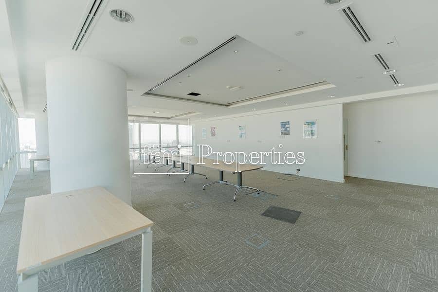 26 Office unit for rent w/ Burj Khalifa view