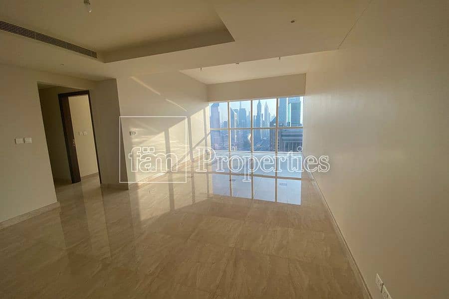 20 Stunning sea view apt for rent