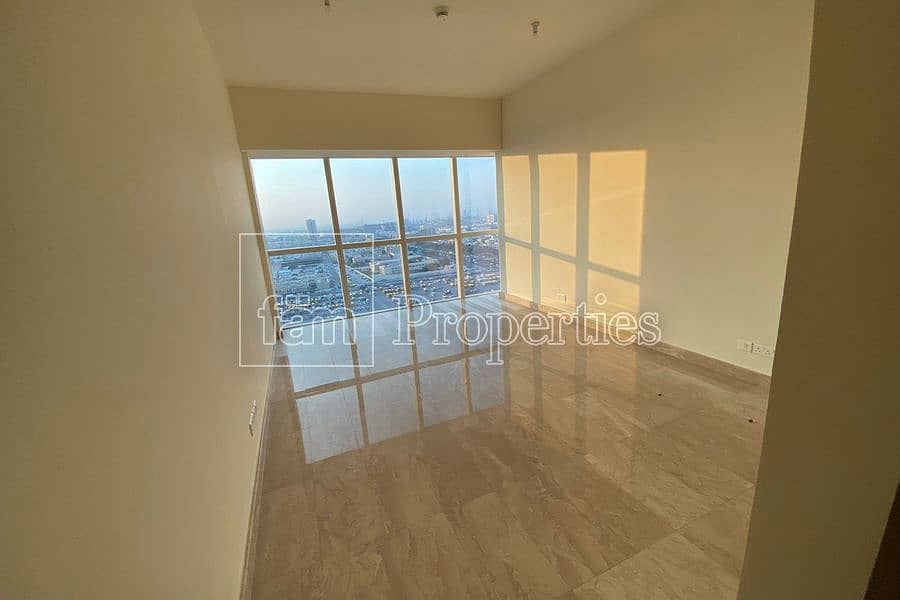 22 Stunning sea view apt for rent