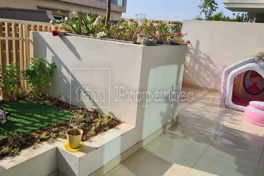 6 AMAZING SPACIOUS 3BED DUPLEX FOR SALE/HUGE BALCONY