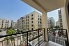 17 Best price Corner unit Courtyard and pool view