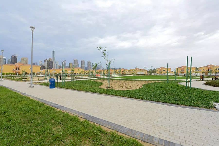 9 Exclusive|Villa Plots in Jumeirah Park|District6