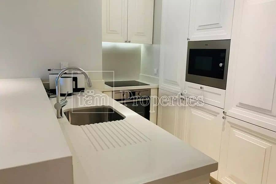 8 Furnished Studio | Bills Included | High Floor