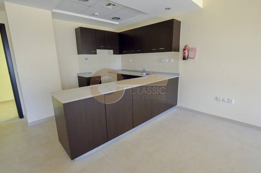 2 bedroom | Balcony Unit | Thamam | Rent