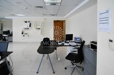 مکتب  للايجار في أبراج بحيرات الجميرا، دبي - Fully Furnished office for rent
