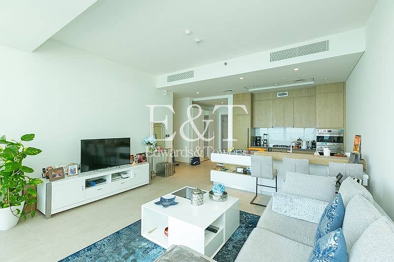 2 Uninterrupted Sea And Burj View | High Floor