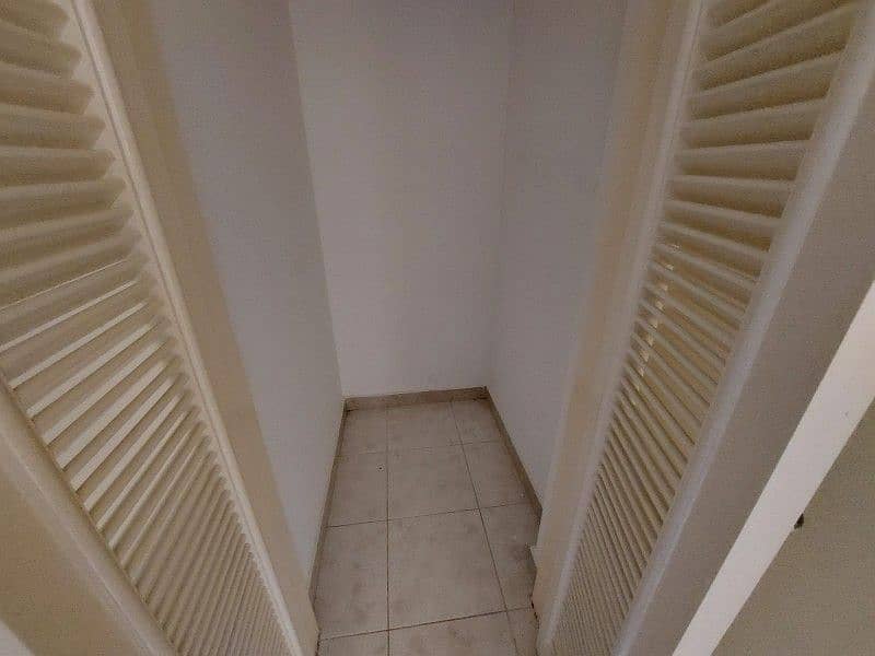 14 Free Central AC Free Parking Spacious Apartment