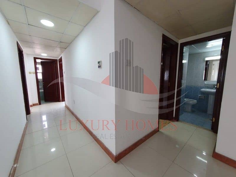 Bright perfectly priced Street View & Central AC Bright perfectly priced Street View & Central AC