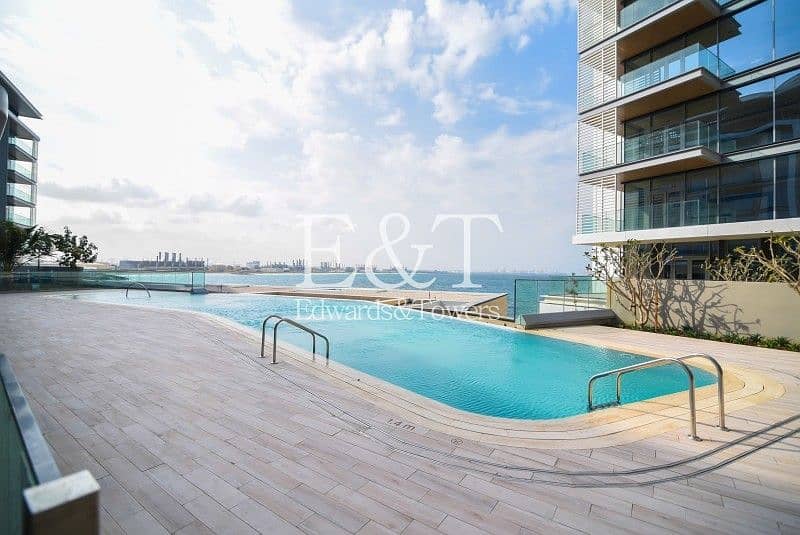 10 Sea View | 2 Bedrooms with Maids Room