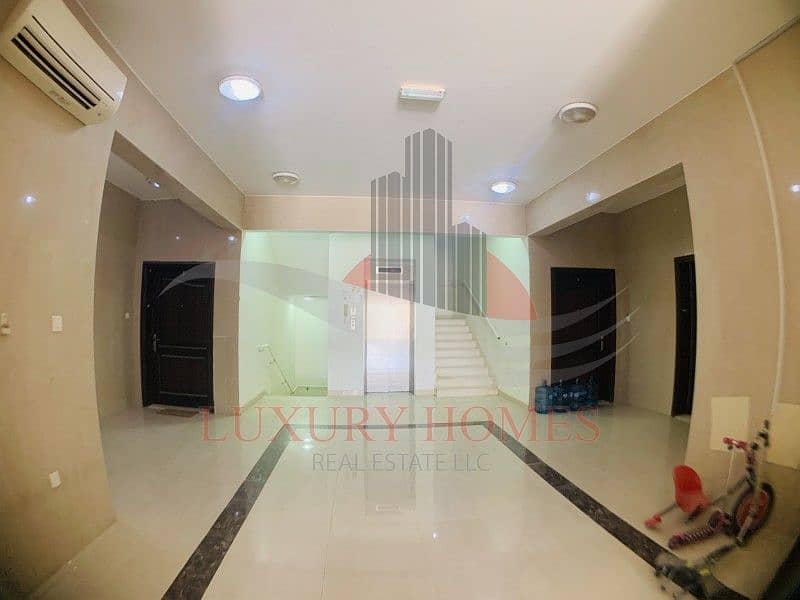 Enthralling Apt with easy access to Abudhabi Road