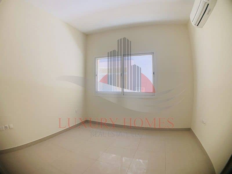 5 Enthralling Apt with easy access to Abudhabi Road