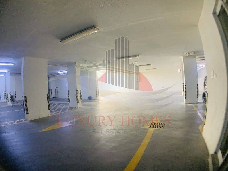 14 Enthralling Apt with easy access to Abudhabi Road