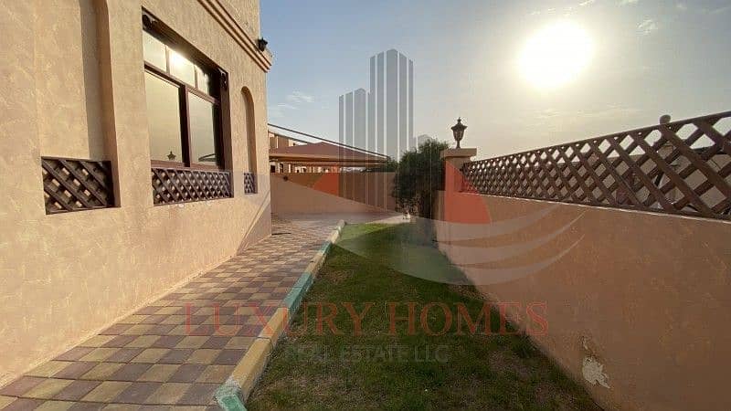 30 Fully furnished ground floor villa with utilities