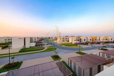 3 Bedroom Townhouse for Rent in Dubai South, Dubai - Single Row on Pool and Park | 3BR Urbana | Vacant